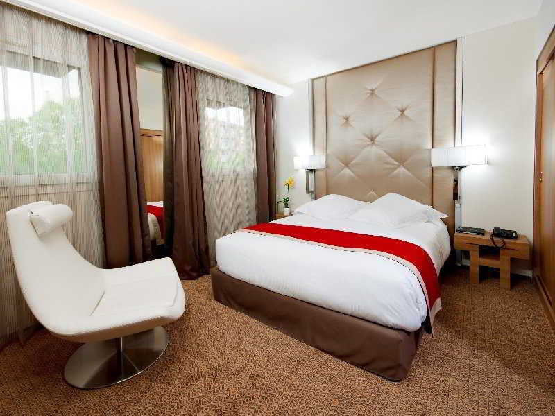 Hotel Mermoz Toulouse Oda fotoğraf
